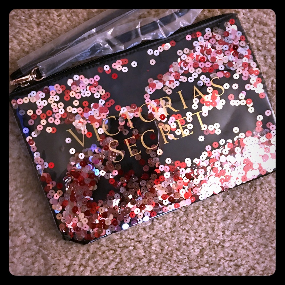 New VS wristlet